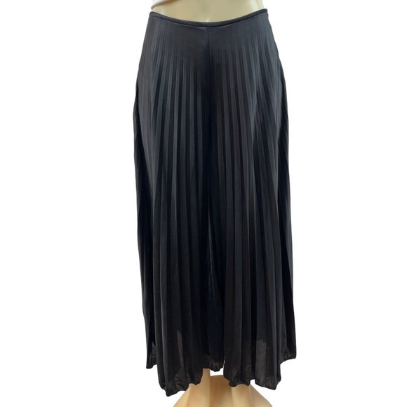 iRoo Women’s Black Pleated Loose Pants Sz 38, - Picture 1 of 8